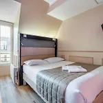 District Republique Hotel