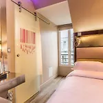 Hotel District Republique