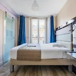 District Republique Hotel