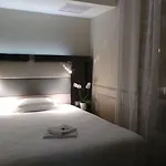 District Republique Hotel 2*
