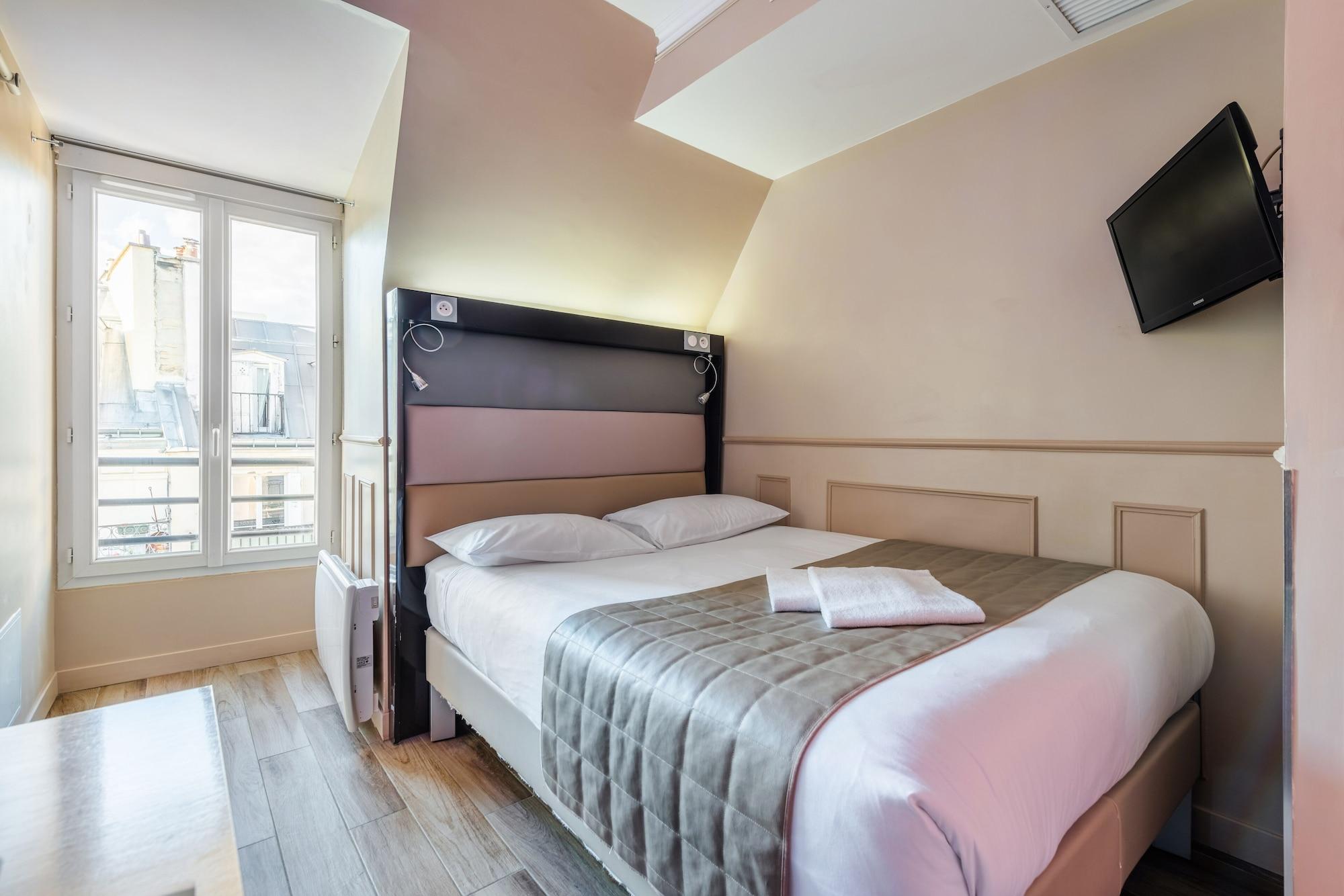 District Republique Hotel