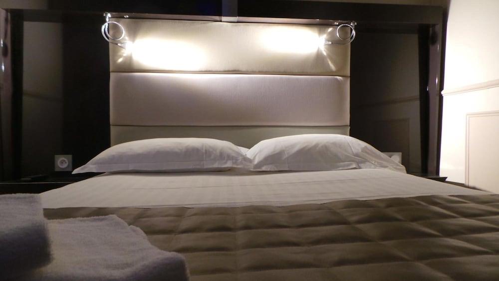 District Republique Hotel