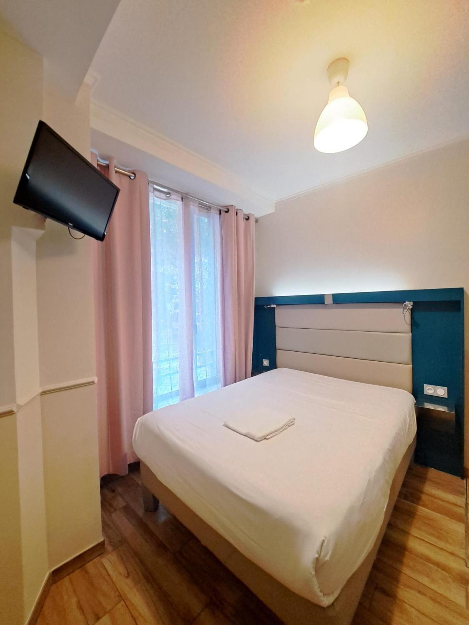 Hotel District Republique